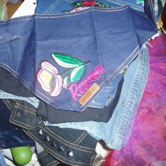 Pethaus Denim Dog Jacket "Lady Rider" and Bandana - Picture 5 of 7